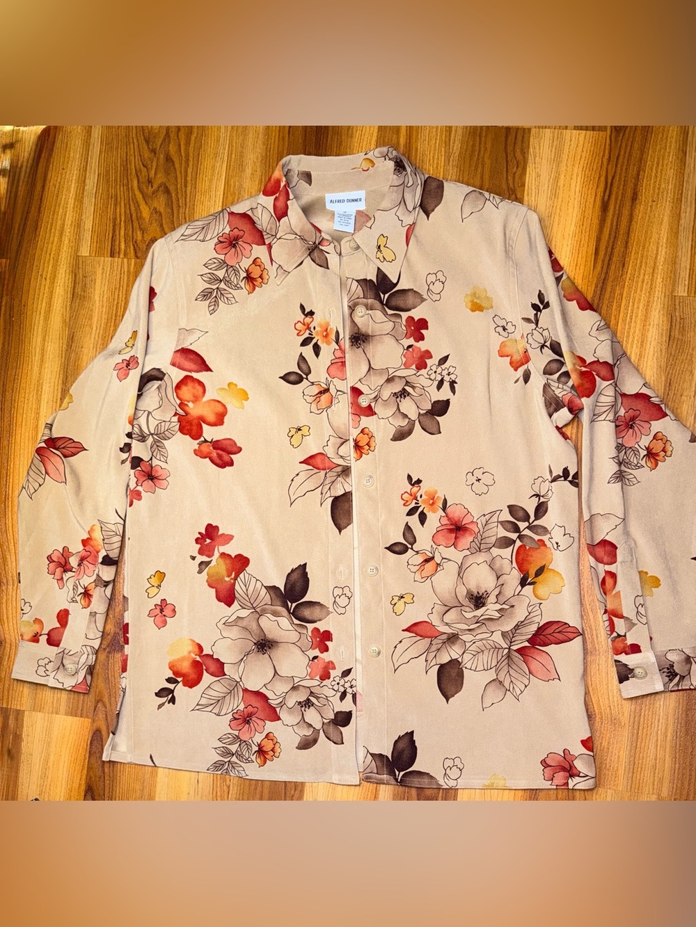 Alfred Dunner Beige Floral Button-Front Blouse